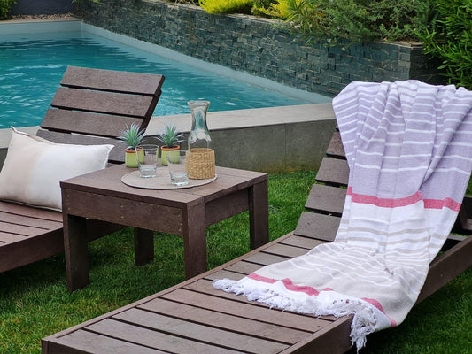 Juego de Reposeras + Mesa de Regalo